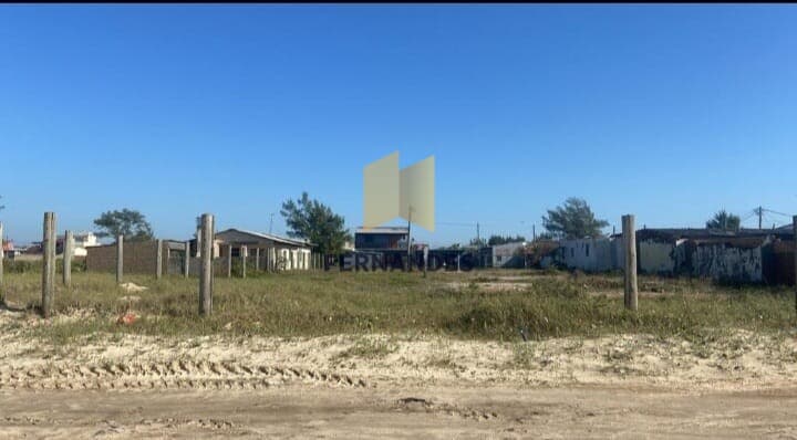 Ótimo terreno na beira mar de Tramandaí!