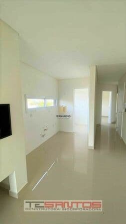 Apartamento de frente á poucas quadras do mar!!!