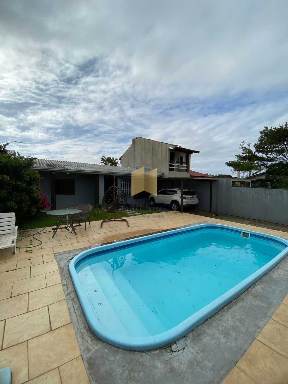 Casa com piscina no Centro, Imbé/RS
