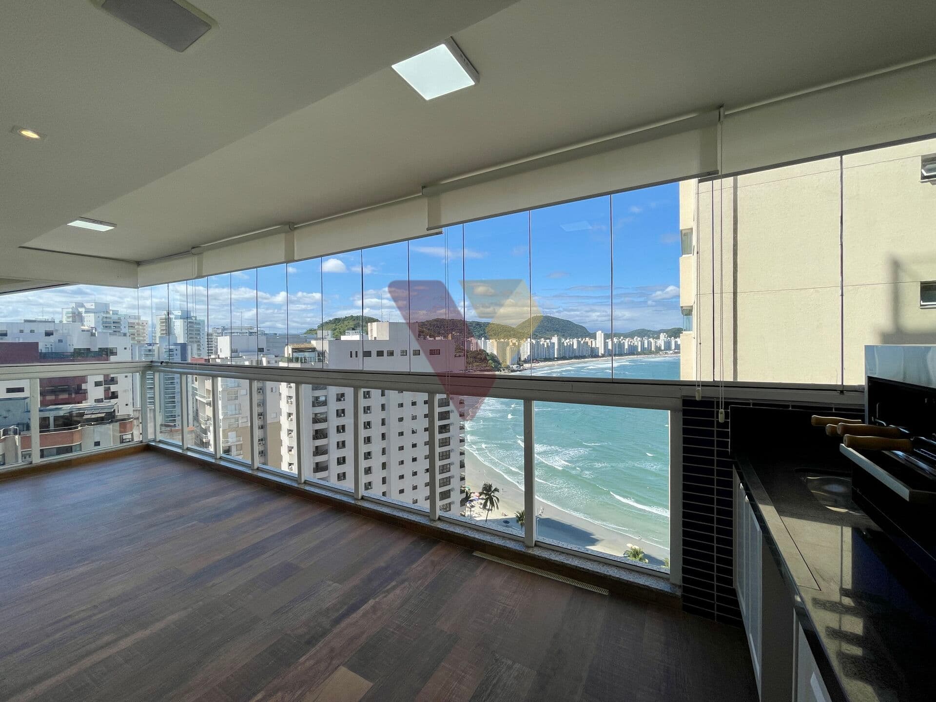 Apartamento em Guarujá - Jardim Las Palmas