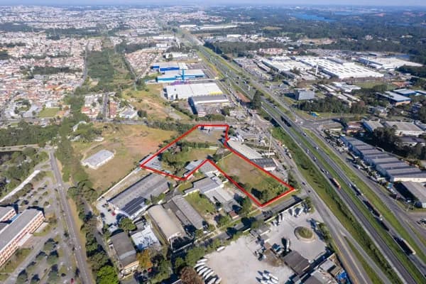 Lote/Terreno em Curitiba - Campo Comprido