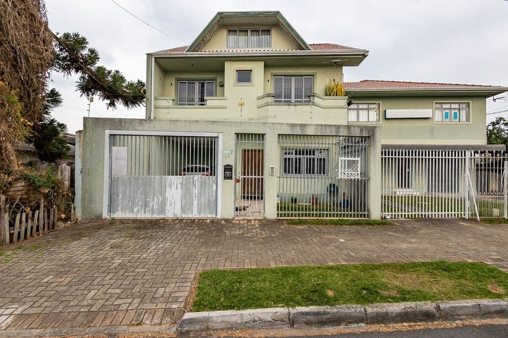 Residência e Comércio Sítio Cercado - Curitiba/PR