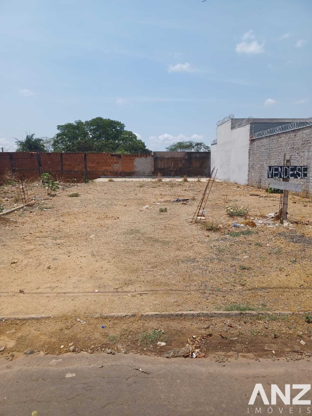 Lote/Terreno em Franca - Jardim Ipanema