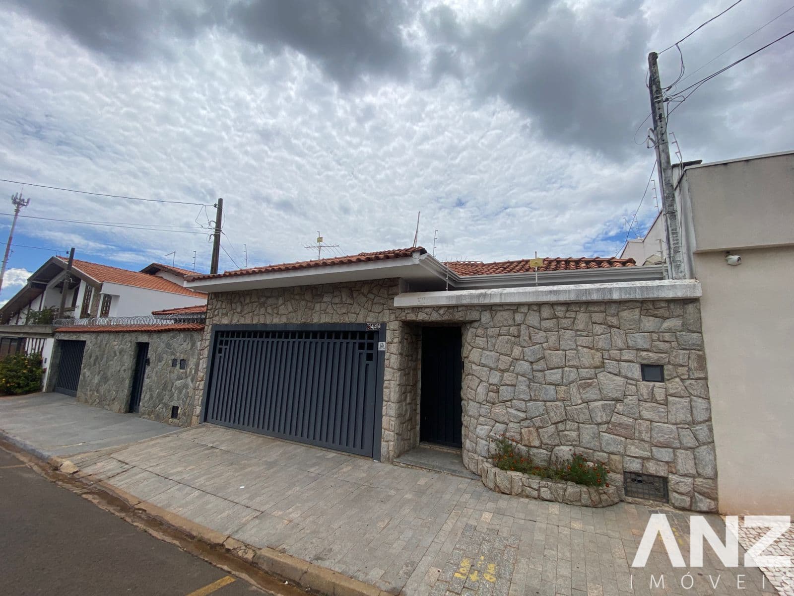 Casa em Franca - Estação