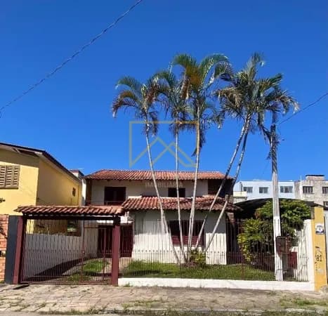 Sobrado em Cachoeirinha - Vila Márcia