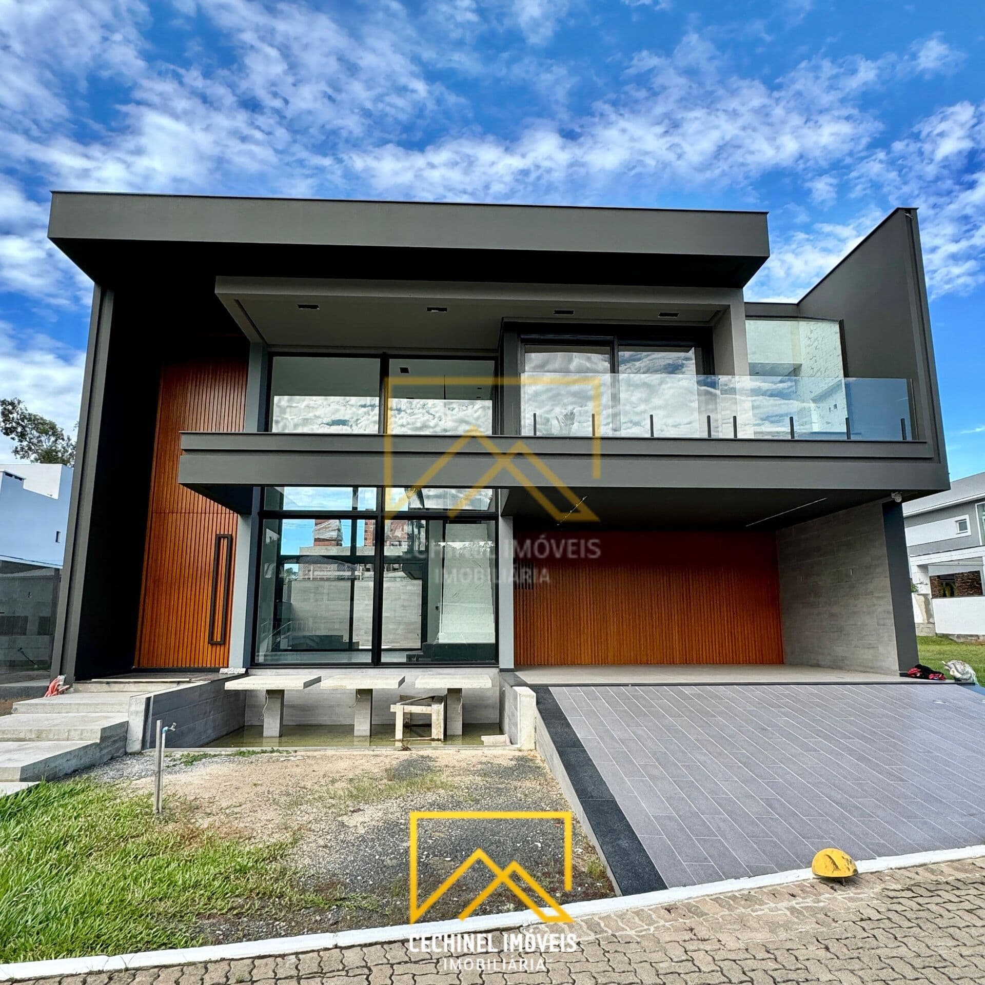 Casa Alto Padrão em Distrito Industrial, Cachoeirinha/RS