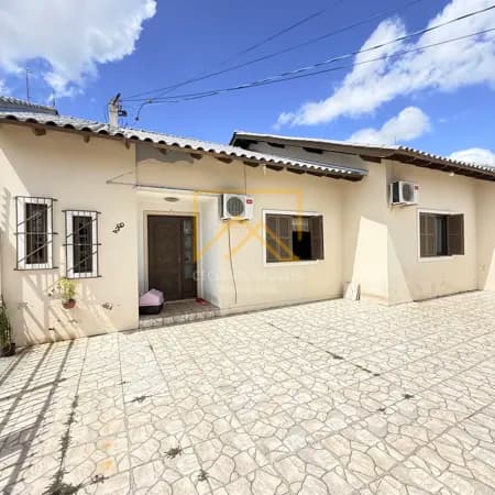 Casa em Cachoeirinha - Parque Granja Esperança