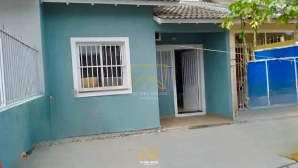 Casa em Cachoeirinha - Vale do Sol