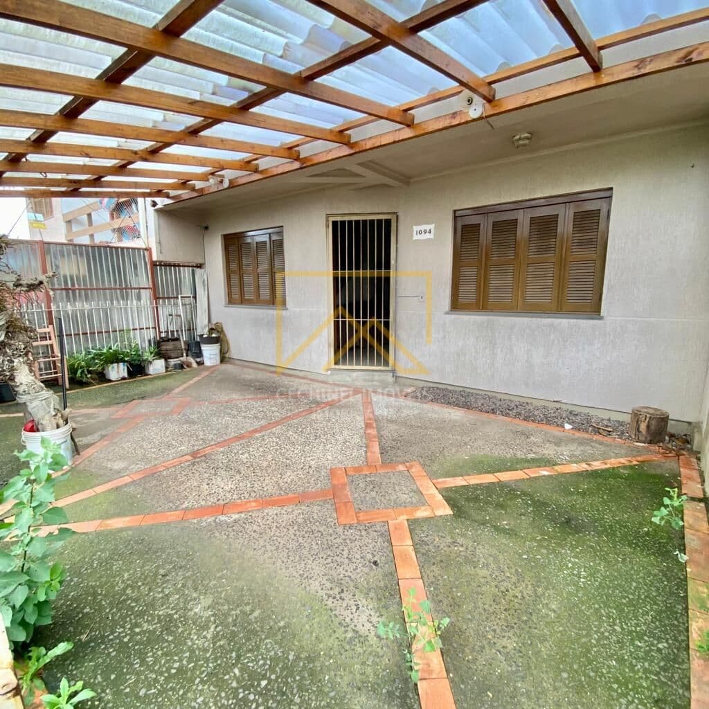 Sobrado em Cachoeirinha - Vila Parque Brasília