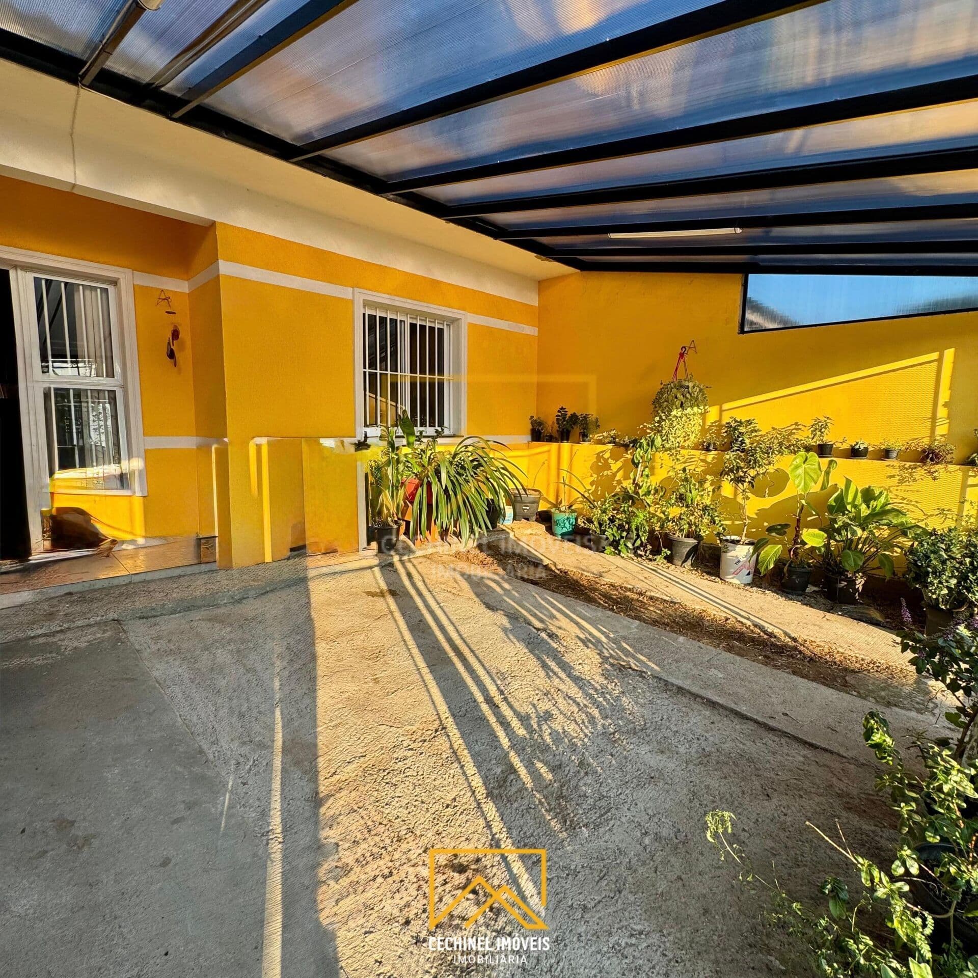 Casa em Cachoeirinha - Nova Cachoeirinha