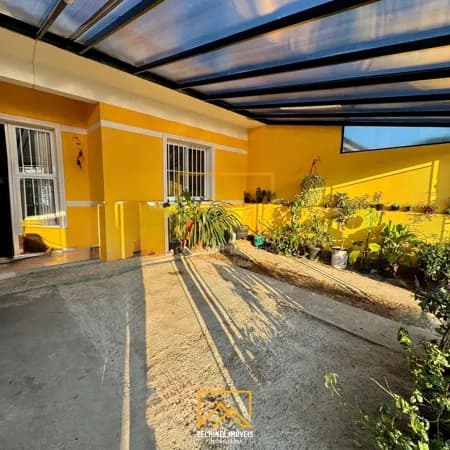 Casa em Cachoeirinha - Nova Cachoeirinha