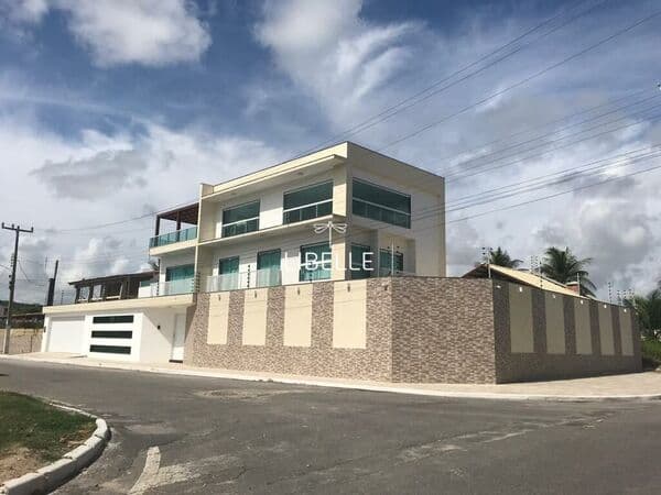 Casa Triplex com piscina de frente para o mar à venda em Itapuama - Cabo da Santo Agostinho