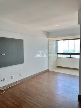 Apartamento à venda em Candeias com 3 quartos sendo 1 suíte - 81m² - Semimobiliado - Andar alto com vista para o mar