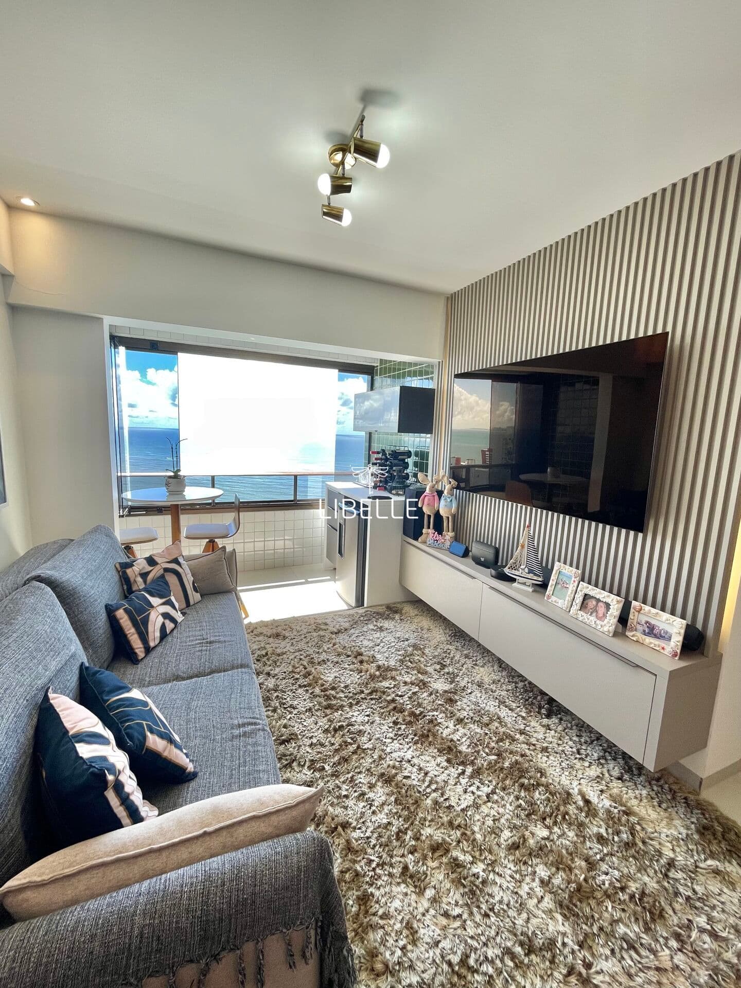 Apartamento á venda- 78 m²- 3 quartos sendo 2 Suítes - Candeias- Jaboatão dos Guararapes