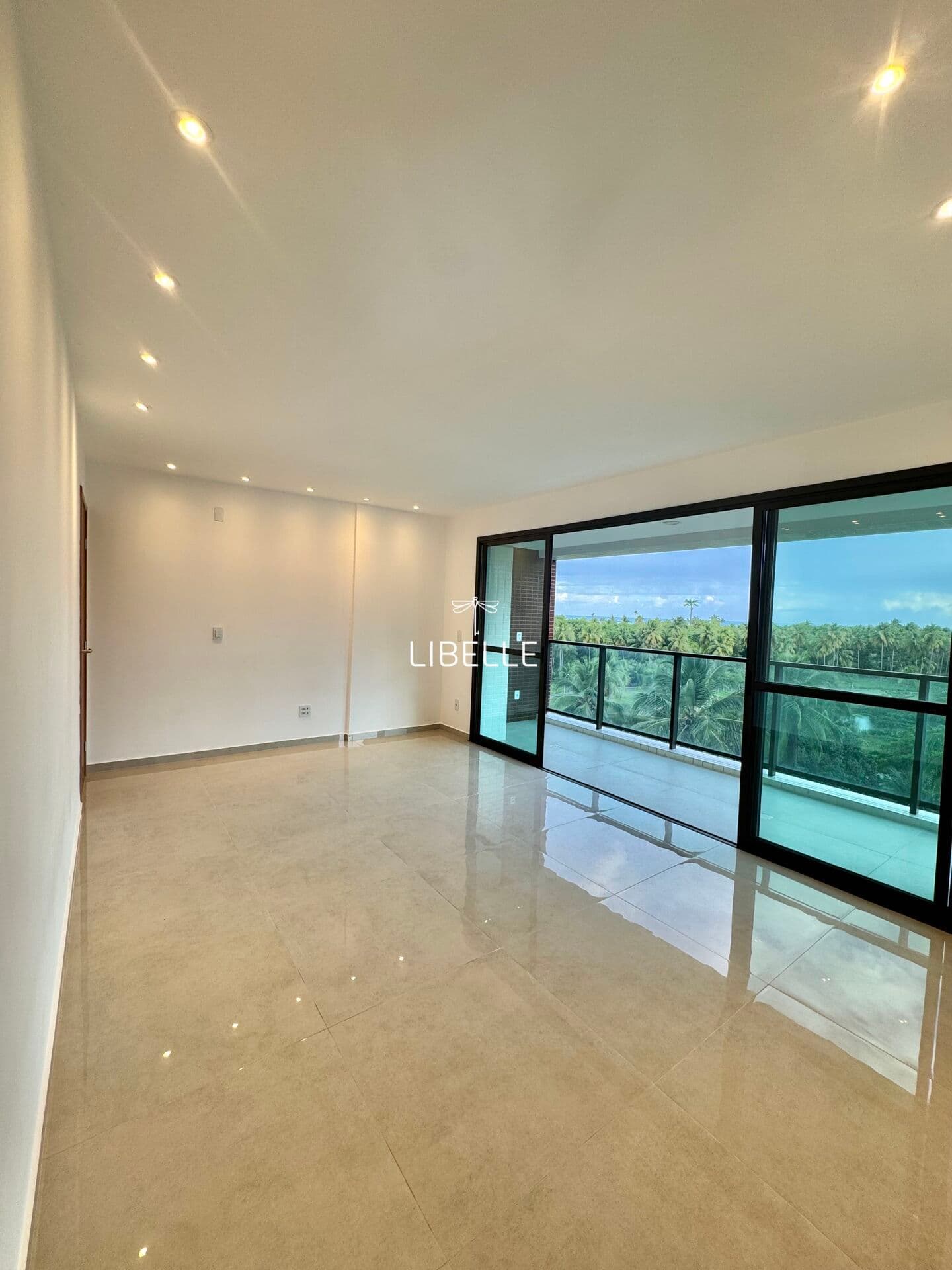 Apartamento Semimobiliado à Venda - 97m² - 2 suÍtes - Reserva do Paiva - Condomínio Clube Verano