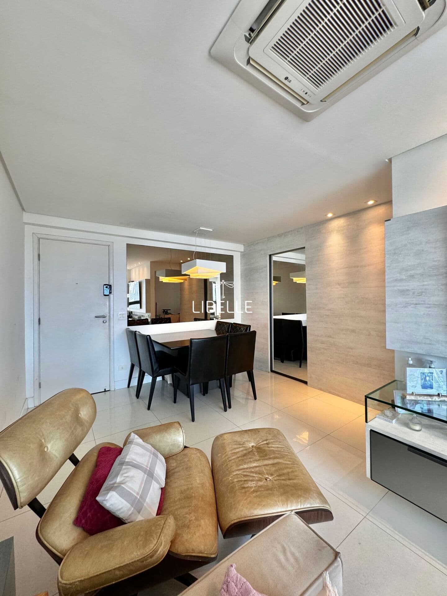 Apartamento à Venda - 58,60m² - 2 quartos - Barra de Jangada - Edf. Estação Atlântico Sul
