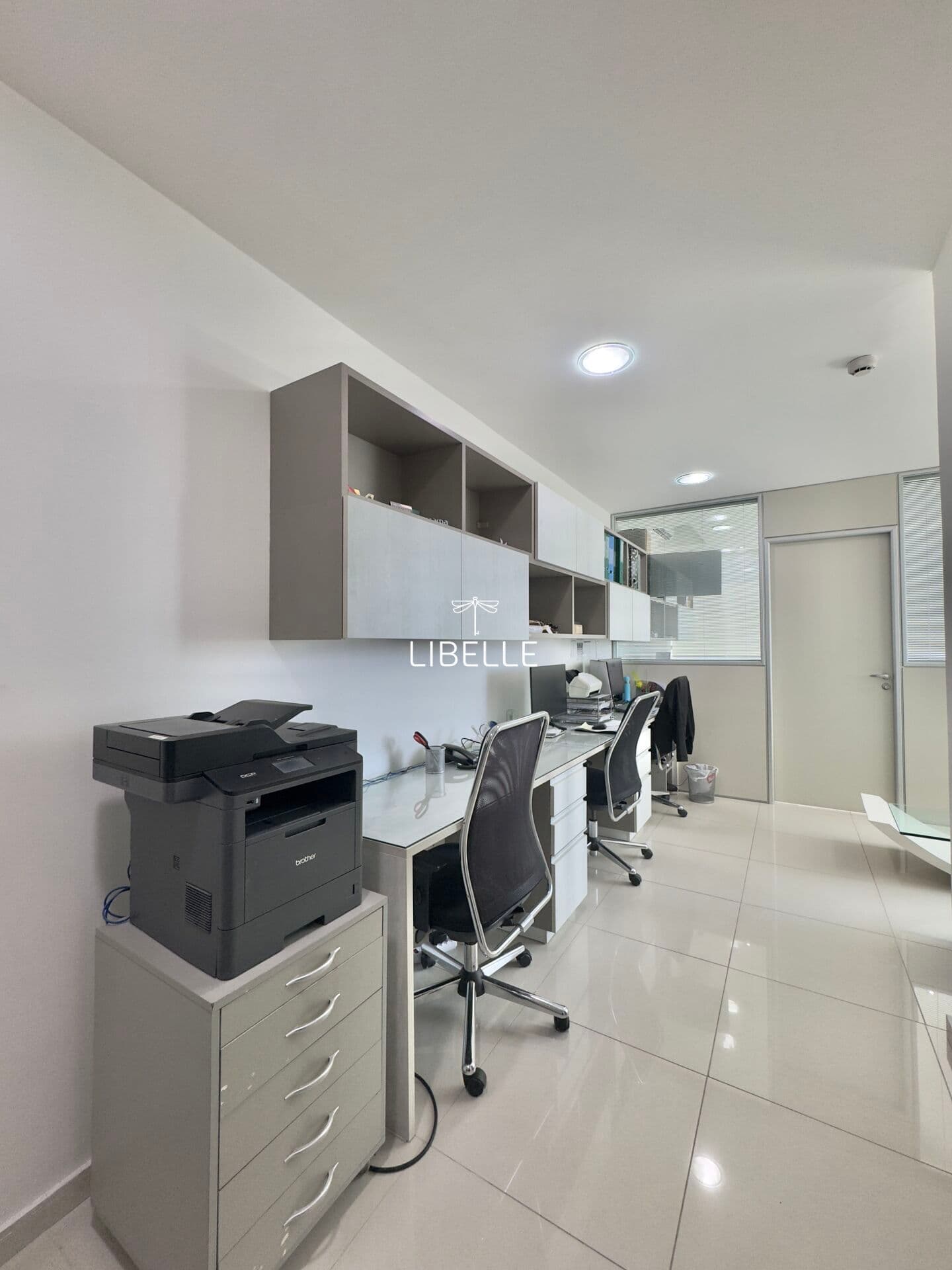Sala Comercial Mobiliada para Aluguel -- Novo Mundo Empresarial - 38m² - Reserva do Paiva - PE
