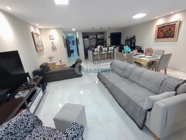 Apartamento 2/4 com suítes na Cidade Baixa