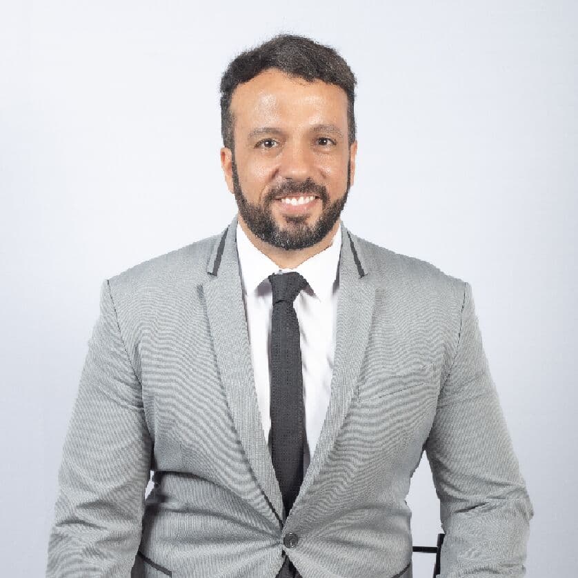 ALEXANDRE LOBO ESMERA DOS SANTOS