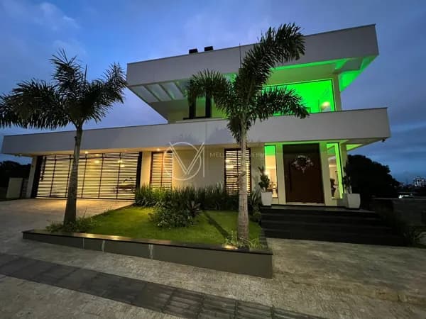 Casa Alto Padrão 722m² de terreno na Pedra Branca