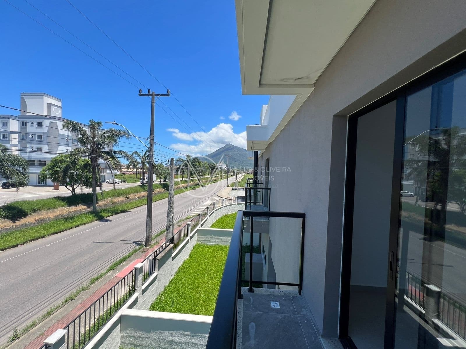 Villa Florença | Sobrado em Condomínio Fechado | 3 Dormitórios, sendo 1 Suíte