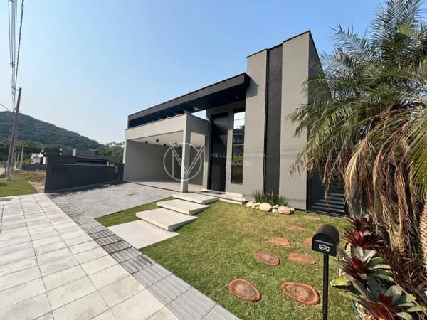 Condomínio Fechado Vista da Pedra | Casa Semimobiliada | 3 Dorms (1 Suíte Master com Hidromassagem e 2 Demi suítes) | Piscina Aquecida