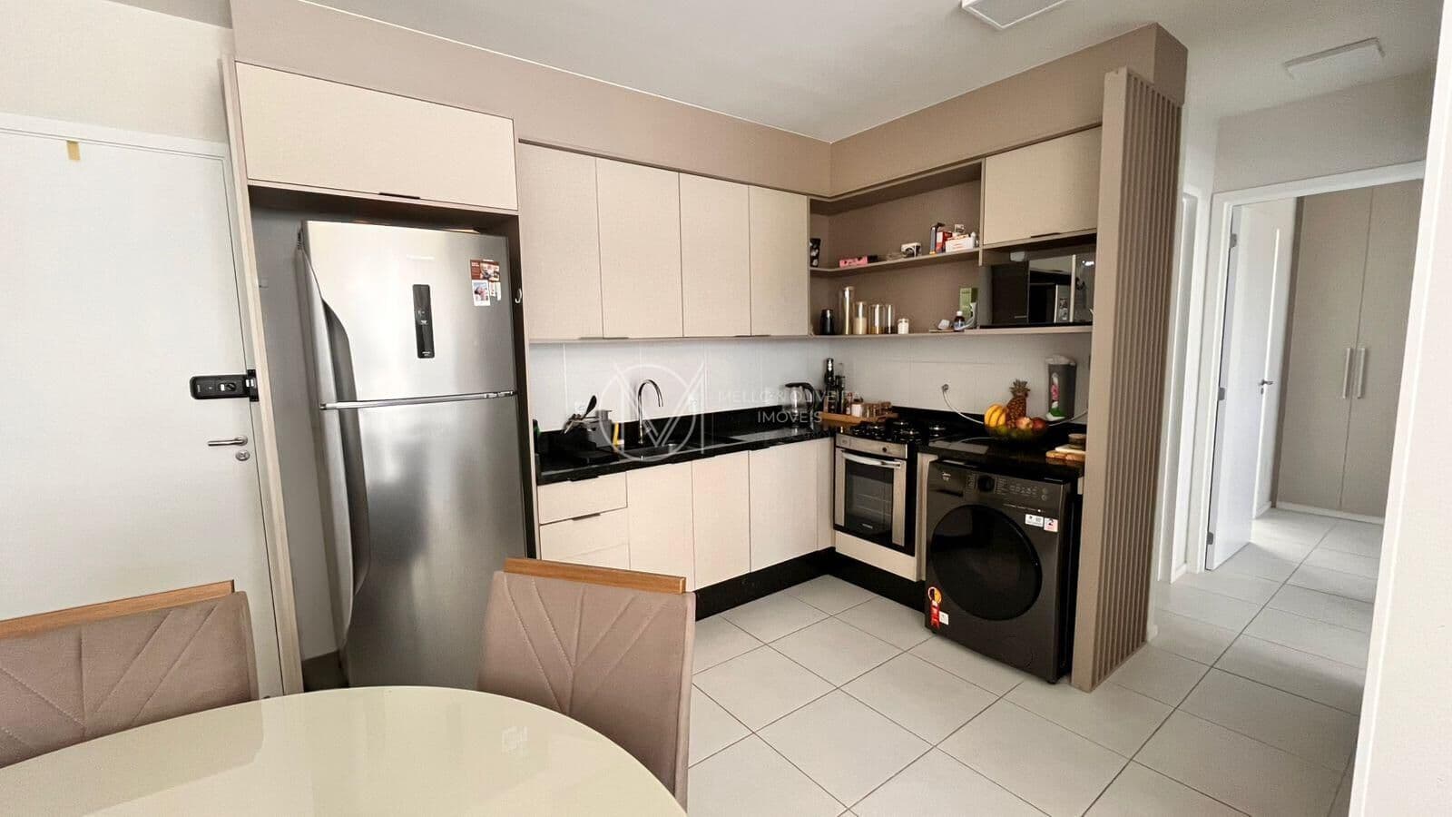 Apartamento Semimobiliado | 2 Quartos (1 Suíte) | Condomínio com Infraestrutura Completa, com fácil acesso a BR 101