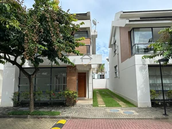 Casa em Condomínio em Recreio dos Bandeirantes, Rio de Janeiro/RJ