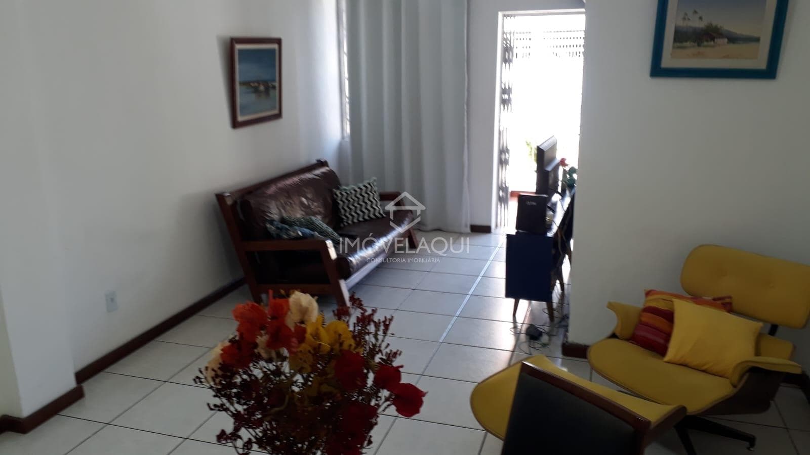 ESPAÇOSO APARTAMENTO DE 2 QUARTOS NO MEIER