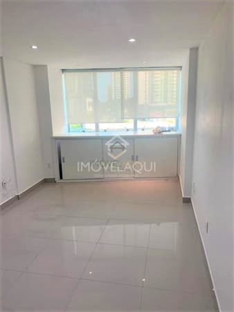 EXCELENTE SALA PRONTÍSSIMA À VENDA! EM FRENTE SHOPPING RECREIO!