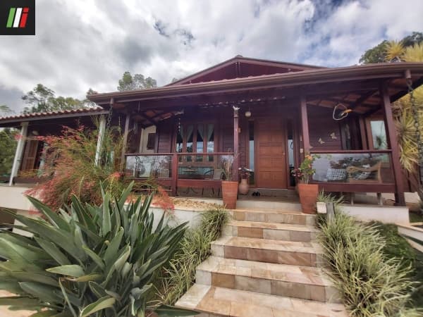 Casa Alto Padrão para Venda em Condomínio Orypaba Monte Alegre do Sul-SP