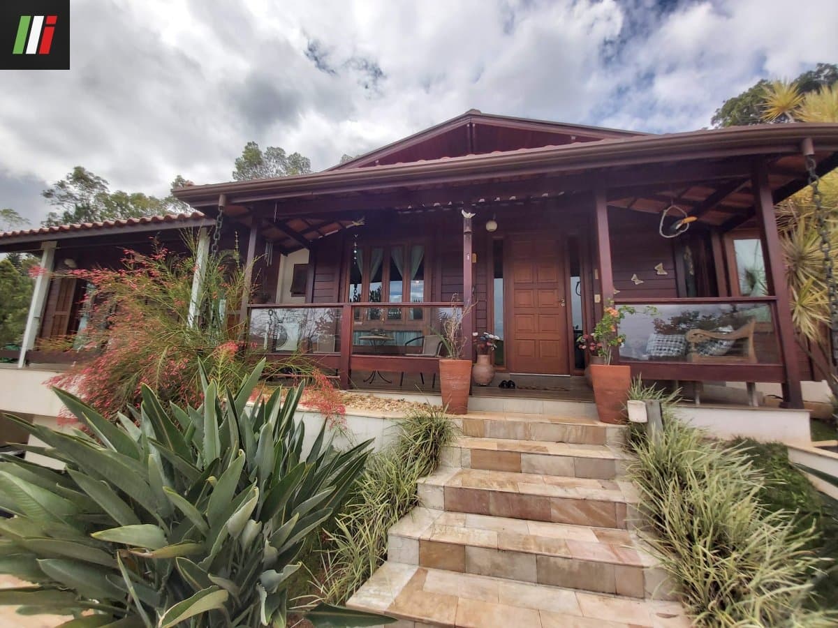 Casa Alto Padrão para Venda em Condomínio Orypaba Monte Alegre do Sul-SP
