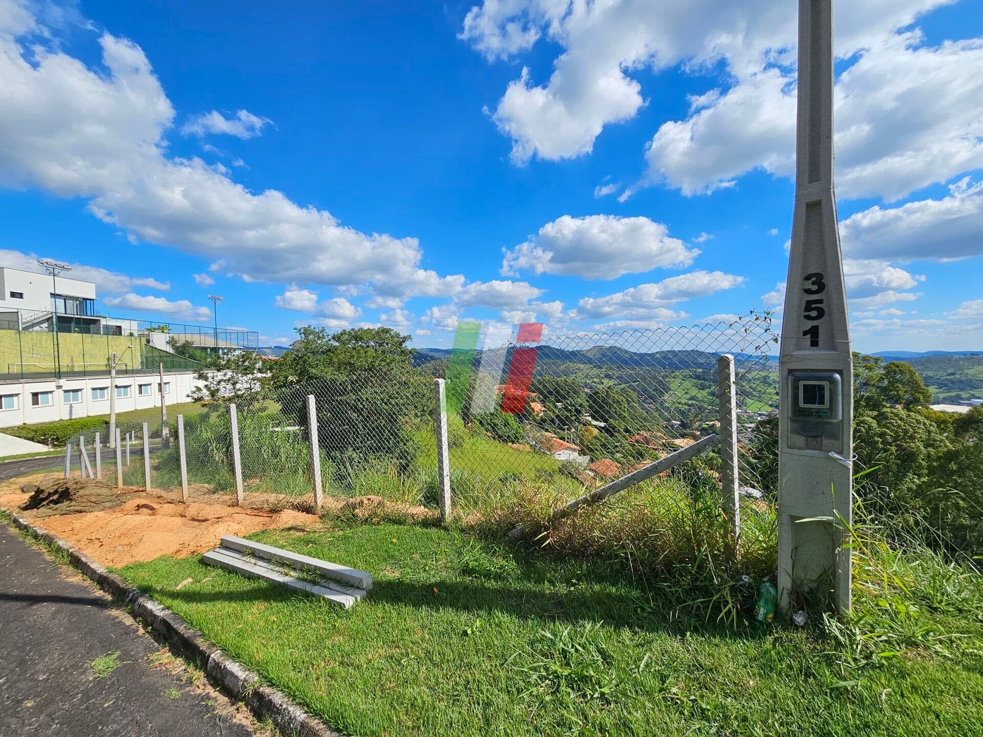 Terreno de 1530m² com Linda Vista no Orypaba