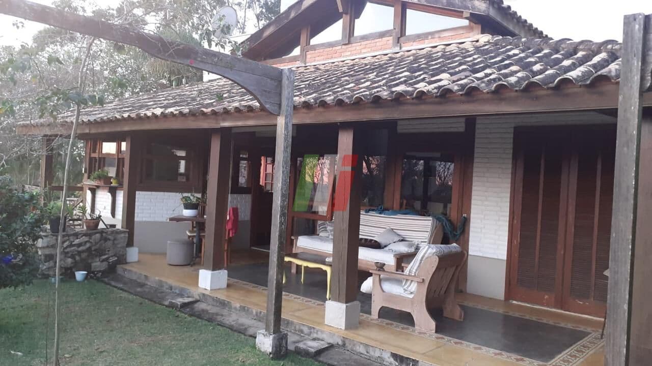 Casa em Condomínio com Vista Deslumbrante!!!