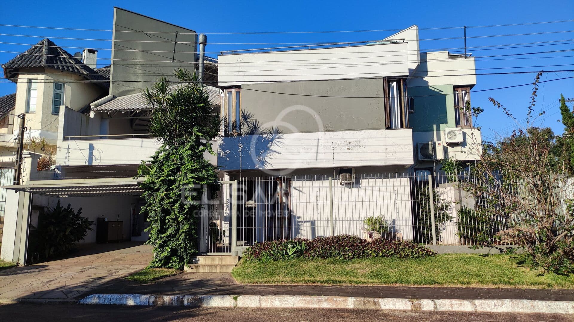 Casa Sobrado 3 quartos com suíte Master em Canoas