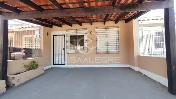 Casa com pátio na Fortuna em Sapucaia do Sul