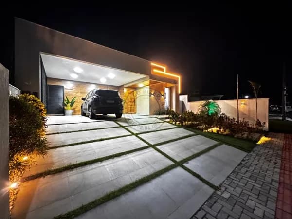 Casa à Venda com Porteira Fechada no Condomínio Solaris – Maricá/RJ