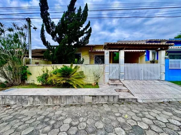Casa à Venda no Condomínio Village Santa Mônica – Conforto, Lazer e Excelente Localização!
