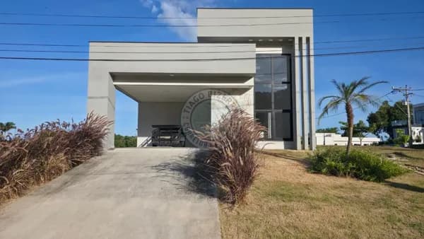 Casa de Alto Padrão no condomínio Vivere