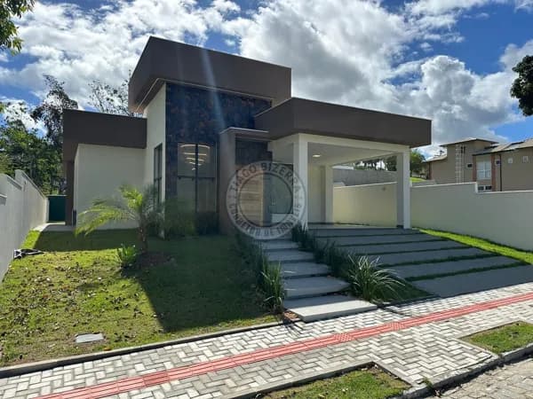 Casa Linear de Alto Padrão no Condomínio Jardim Ubá Maricá