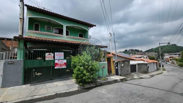 Casa Duplex com 3 Quartos à Venda – 118m² - Camarão – São Gonçalo/RJ