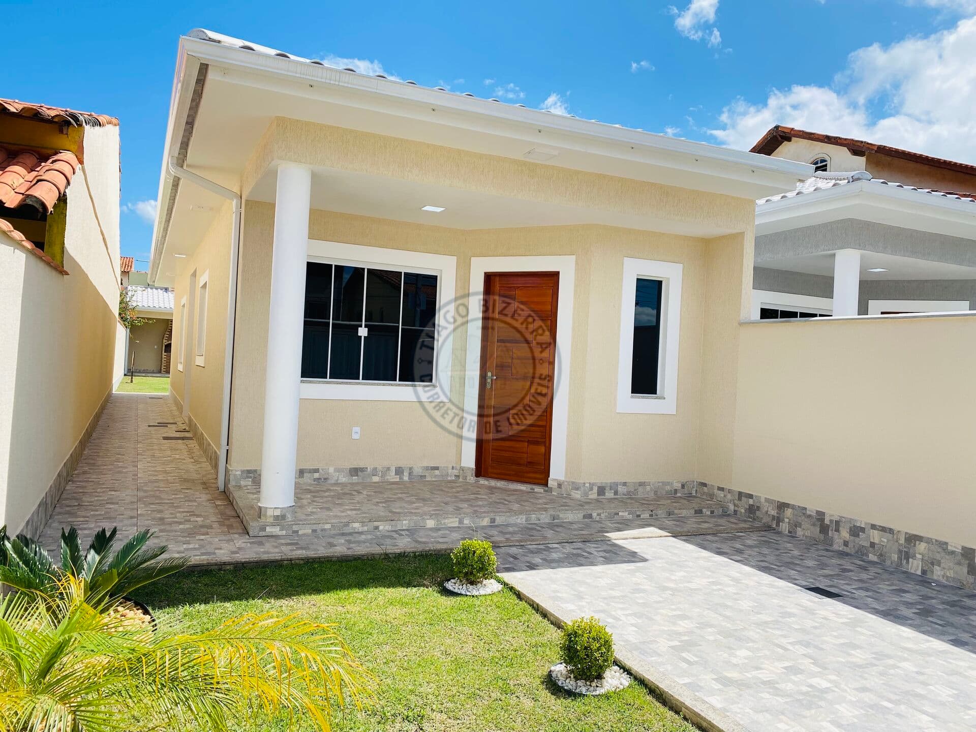 Linda casa a 3 quadras da praia em Itaipuaçu