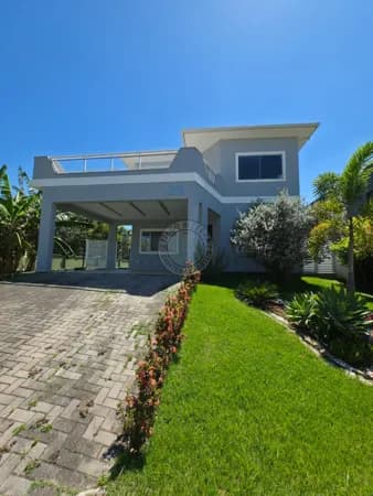 Casa Duplex de Alto Padrão em Condomínio – Conforto, Tecnologia e Exclusividade
