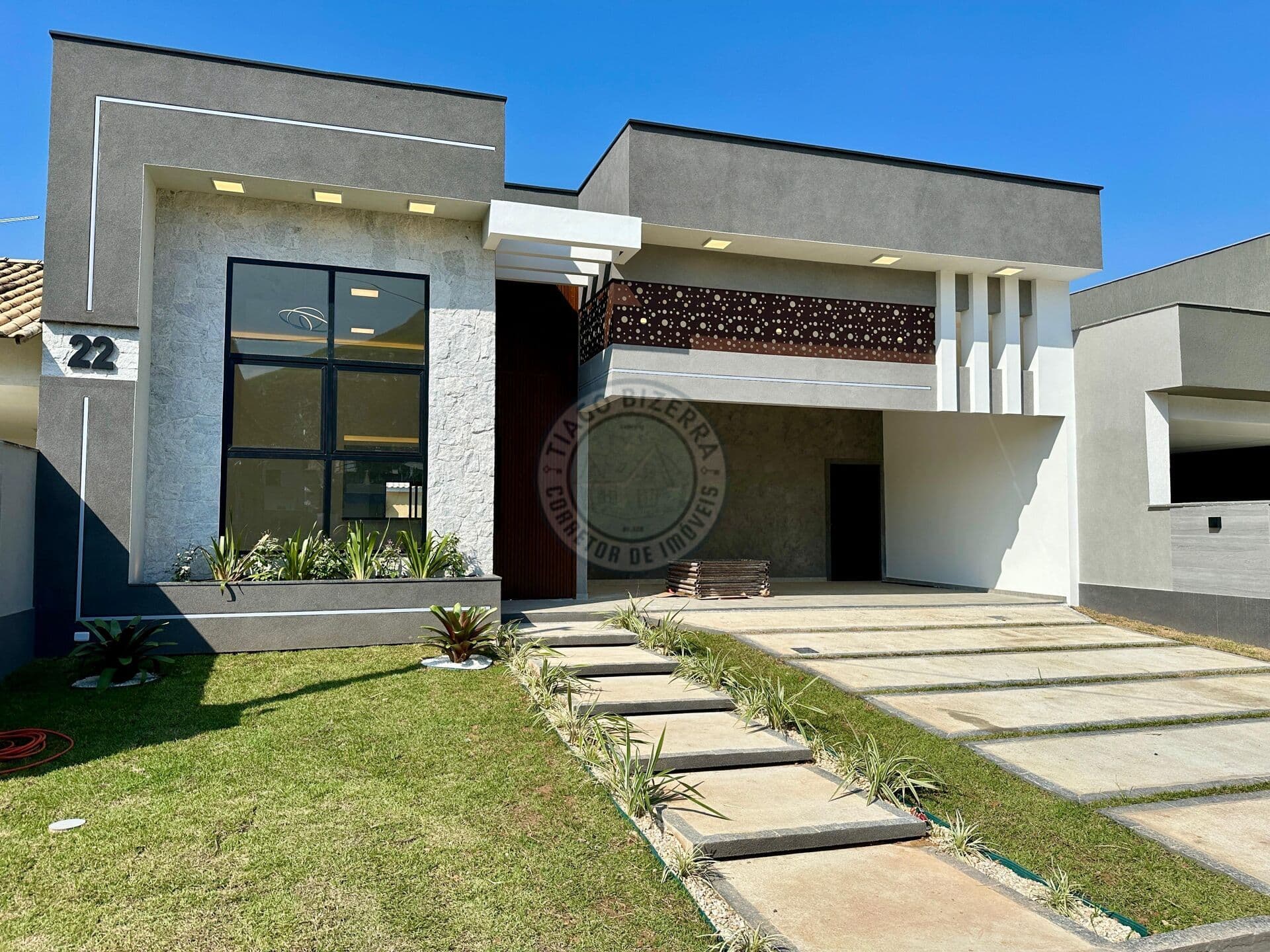 Casa à Venda no Condomínio Pedra de Inoa - Maricá - RJ