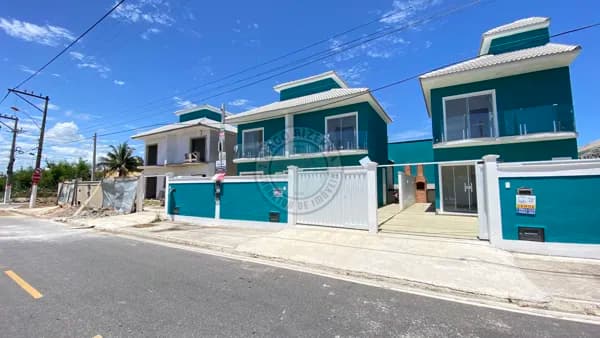 Casa duplex à venda no bairro Jardim Atlântico Central (Itaipuaçu) - Maricá/RJ