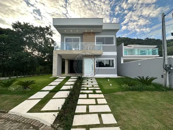 Duplex Incrível no Condomínio Pedra de Inoã – Conforto, Privacidade e Lazer Completo!