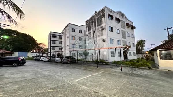Apartamento em Marambaia