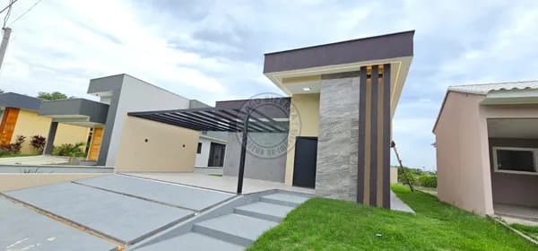 Casa em Condomínio à Venda em Maricá – 3 Quartos (1 Suíte)