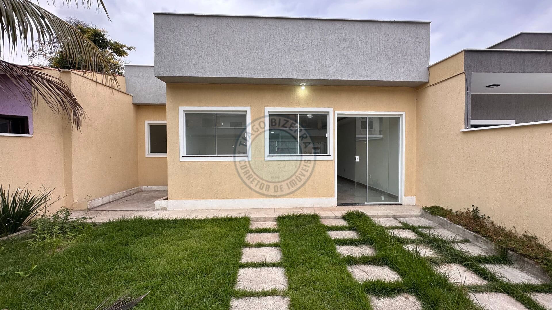Casa em condomínio em varzea das Moças