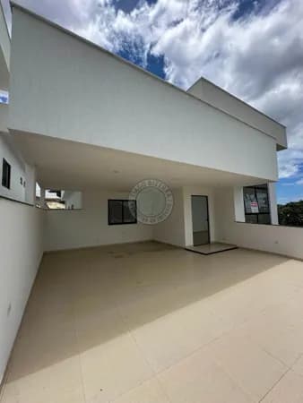 Casa a venda no condomínio Pedra de inoã - Maricá/RJ